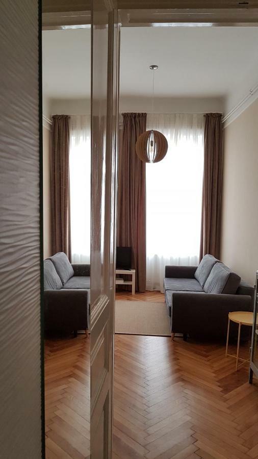 Cbs Apartments Budapest Exterior photo